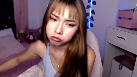 Hannah online show from July 29, 4:01 am