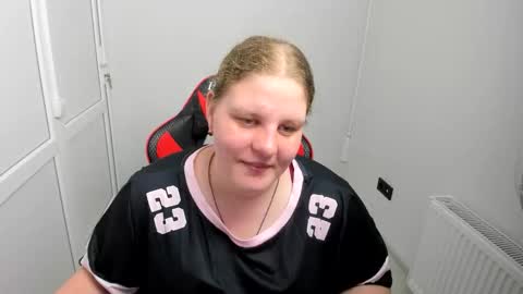Karla online show from June 6, 1:39 pm