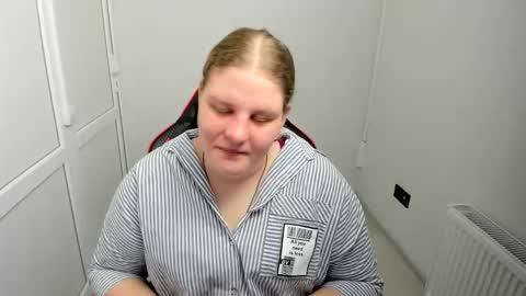 Karla online show from May 11, 7:54 am