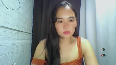Snapshot of sweet_laika chatting on September 13, 5:59 am LAIKA online show from September 13, 5:59 am