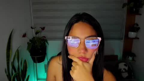 Lina online show from April 4, 1:59 am