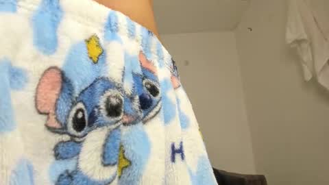 sweet_litle online show from February 15, 3:09 am