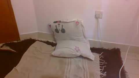 Linda online show from April 3, 1:42 pm