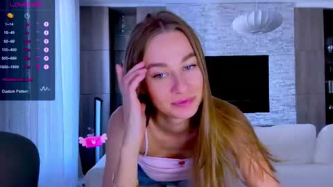 Mia online show from July 23, 10:12 am
