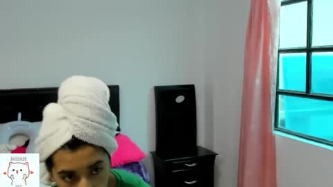 Snapshot of sweet_nhaomy chatting on October 20, 7:17 pm Nhaomy online show from October 20, 7:17 pm