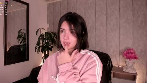 Sweet online show from June 12, 11:07 am