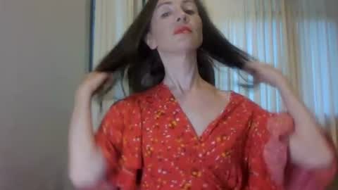 sweet_poeme online show from June 12, 11:07 am