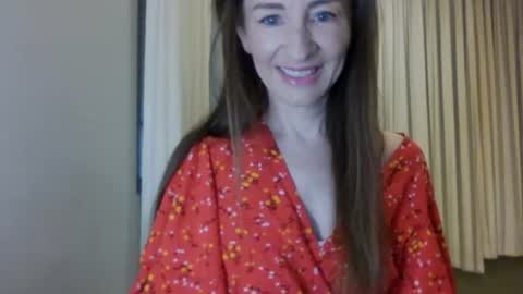 sweet_poeme online show from June 16, 12:50 pm