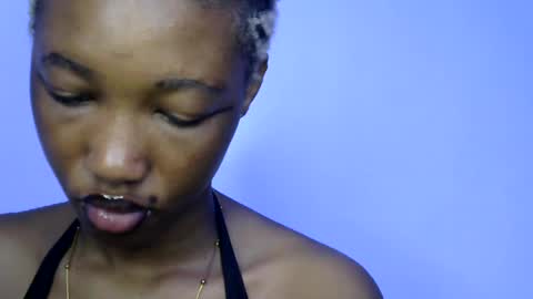 sweet girl online show from July 19, 10:06 am
