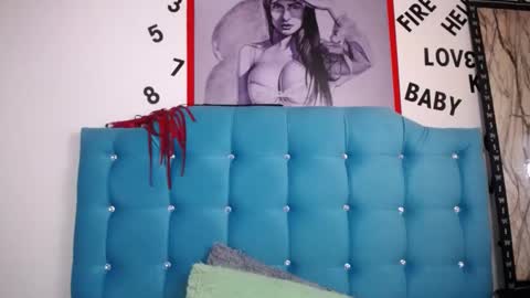 Snapshot of sweet_skylove_ chatting on September 22, 10:19 pm Adriana online show from September 22, 10:19 pm