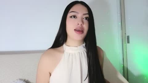 sweet_sophie_7 online show from July 5, 12:39 am