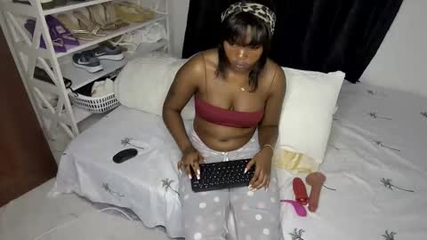 Nina online show from November 20, 12:06 pm