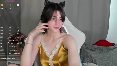 Carolina Lu online show from June 12, 3:03 am