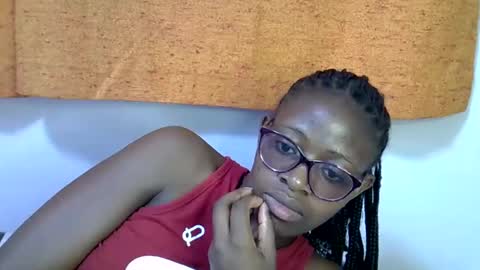 sweet_zarah online show from March 16, 9:24 am