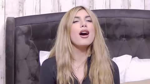 Anisia online show from October 2, 7:19 pm