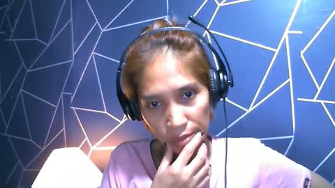 sweet asian0069 online show from May 10, 1:02 pm