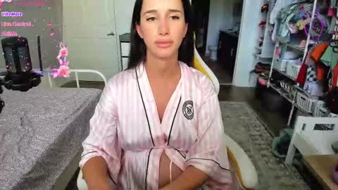 Snapshot of sweetbuttocks chatting on September 11, 6:08 pm Anna online show from September 11, 6:08 pm
