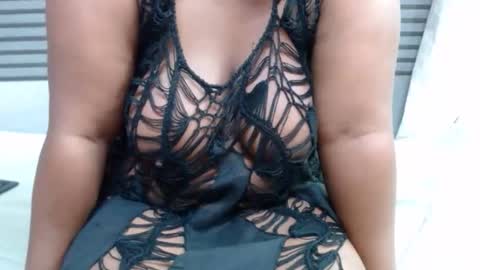queen online show from April 13, 10:32 pm