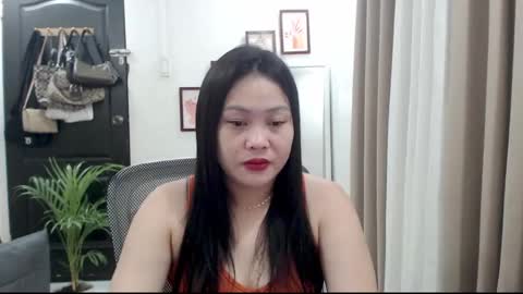 Snapshot of sweetestsmile_ chatting on March 3, 12:56 am Khaye online show from March 3, 12:56 am