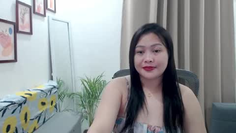 Snapshot of sweetestsmile_ chatting on February 25, 2:14 am Khaye online show from February 25, 2:14 am