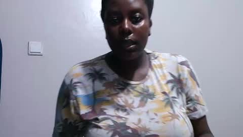 sweetgal11 online show from April 29, 8:14 pm