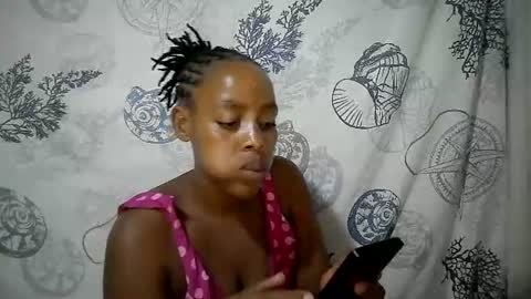 sweetgirls599176 online show from July 28, 7:50 pm
