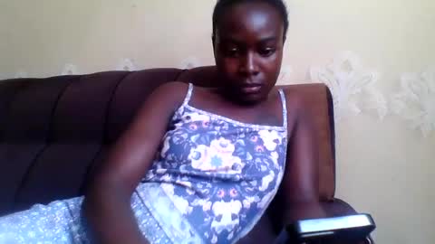sweetgurl05 online show from July 16, 9:47 am