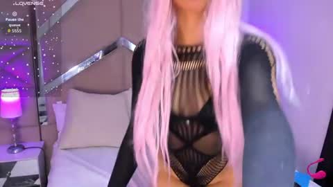 sweethoney182 online show from July 14, 2:22 pm