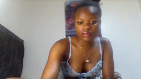 Snapshot of sweetie_lee chatting on September 23, 2:54 am sweetie lee online show from September 23, 2:54 am