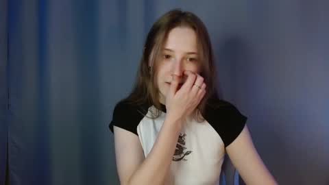 Annie online show from December 3, 8:17 pm