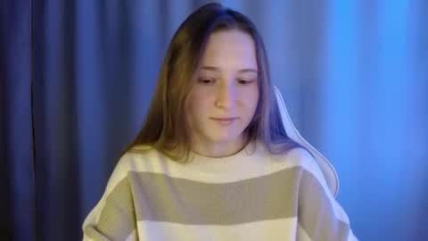 Annie online show from January 12, 10:15 pm