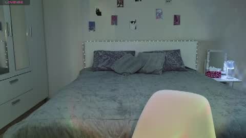 sweetieee_kira online show from June 17, 5:53 am