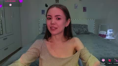 sweetieee_kira online show from June 13, 4:21 am