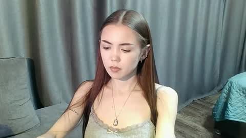 sweetieee_kira online show from November 27, 9:50 pm