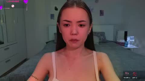 sweetieee_kira online show from July 27, 5:04 am