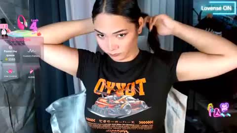 sweetiefox1 online show from July 5, 4:40 am