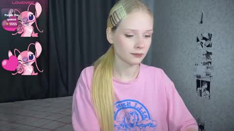 sweetie Lisa3 online show from February 8, 8:52 am