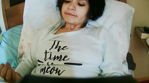 sweetlatinafit online show from April 15, 2:28 pm