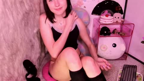 Sweet Laumina online show from February 18, 2:10 am