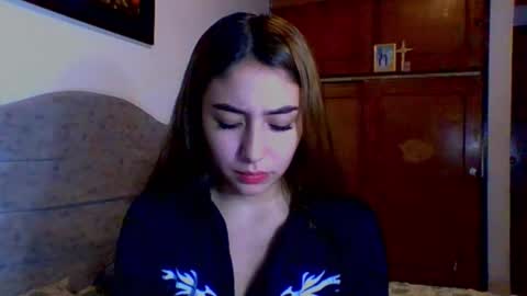 Snapshot of sweetmaddiee_ chatting on October 24, 1:12 am Maddie online show from October 24, 1:12 am