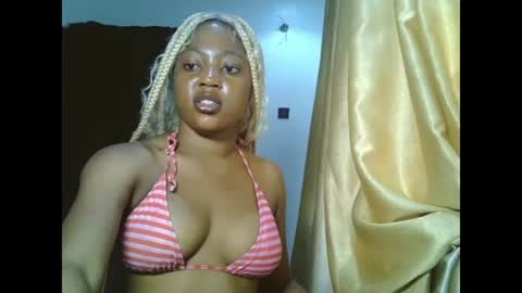 sweetmila9 online show from June 27, 12:22 pm