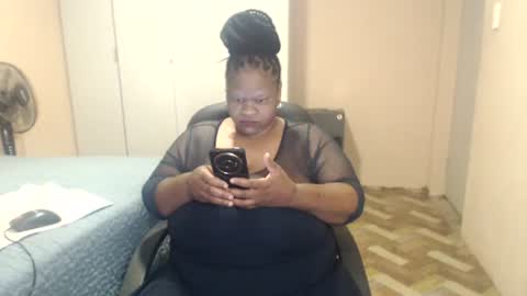 sweetnoziexxx online show from February 16, 6:19 pm