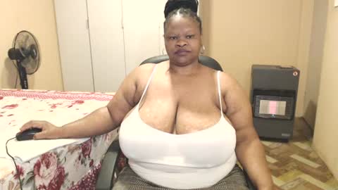 sweetnoziexxx online show from July 3, 4:29 am