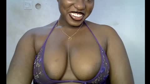 LILY BRANDY online show from July 6, 5:59 pm