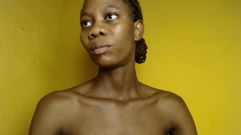 slim ivy online show from June 1, 4:14 am