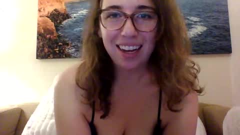 sweetsocalgirl online show from January 19, 3:57 am
