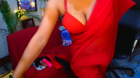 SweetSour online show from October 17, 11:30 pm