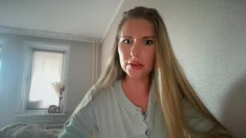 SweetsxGirlsx online show from July 29, 11:21 am