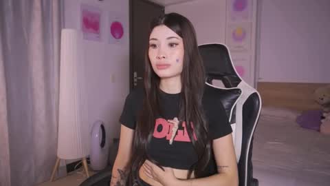 Cat independent model  online show from October 24, 4:19 am