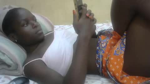 Snapshot of sweetvallerie chatting on February 24, 8:47 am sweetvallerie online show from February 24, 8:47 am